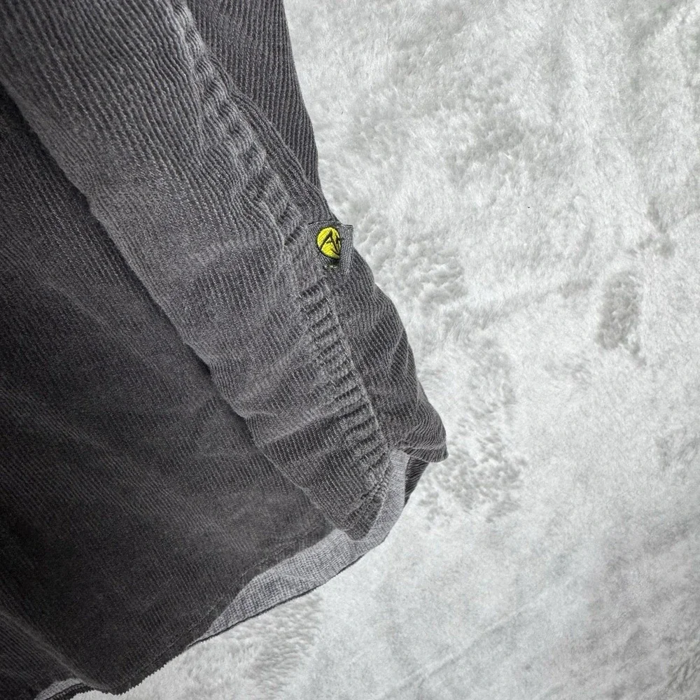 VTG The North Face‎ Men's Size XXL Gray Corduroy Long Sleeve Pea Shirt